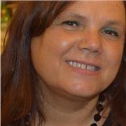 Laureata in Economia con 20 anni di esperienza impartisce lezioni di micro  macro,  economia aziendale a Bari